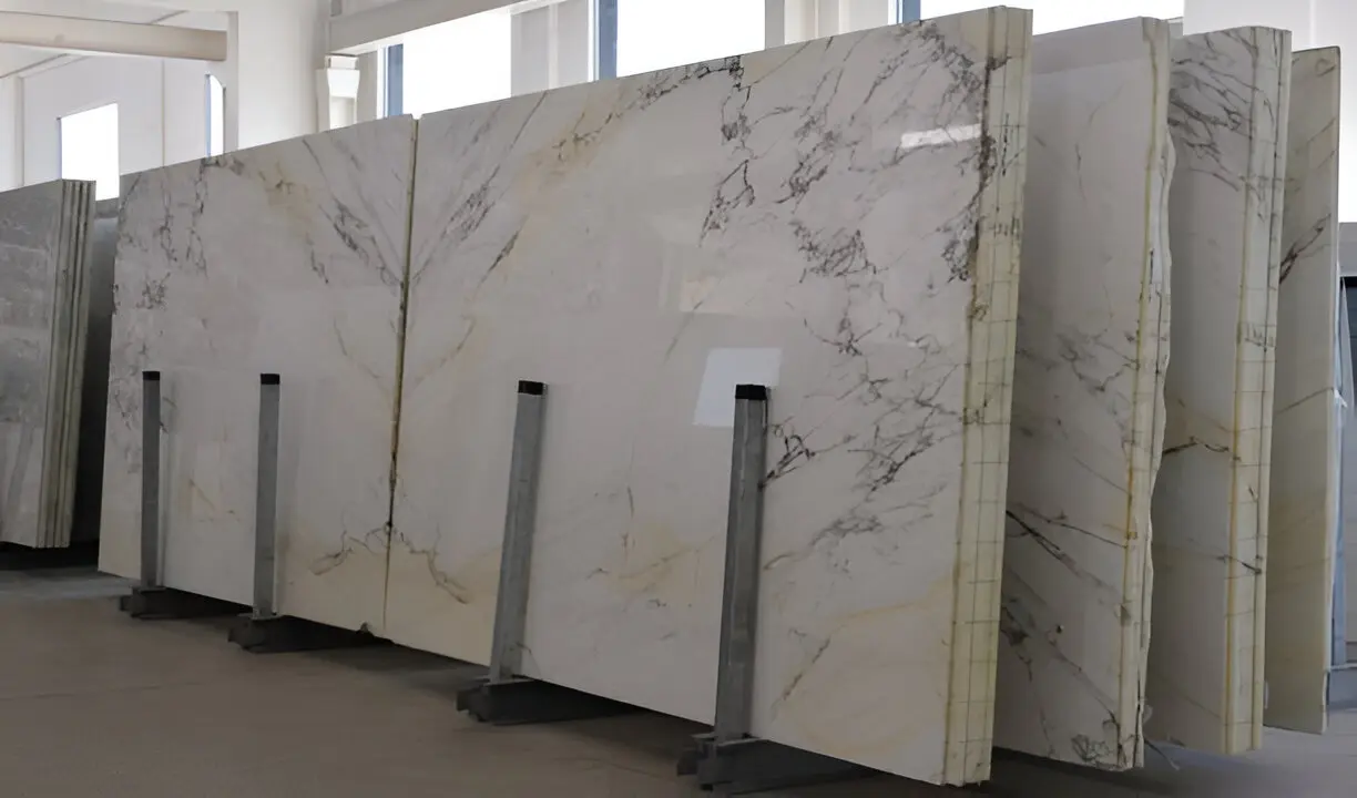 Indian White Granite Slab in Lucknow